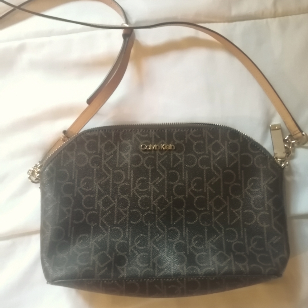 Calvin Klein crossbody purse